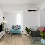 Superstudio Pop Art Apartment With Free Parking Space By Binobi!